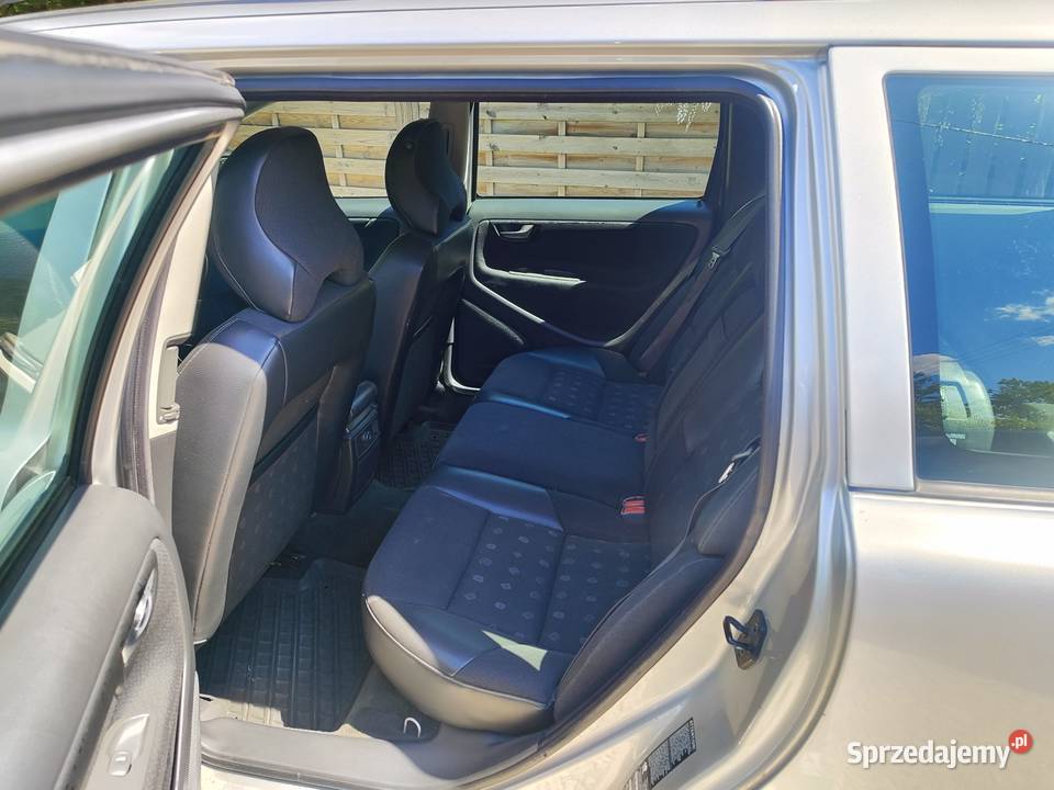 Volvo V70 benzyna Xenon klimatronik Piotrków Trybunalski