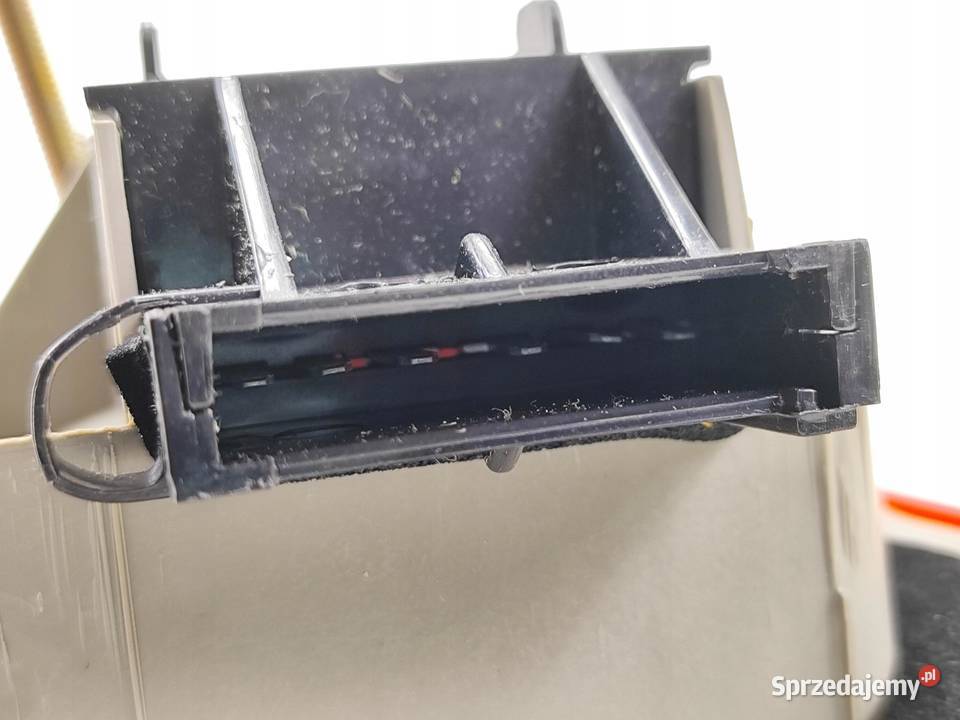 LAMPA PRAWA TYŁ FORD FIESTA IV VAN 9803 NOWA sprzedam