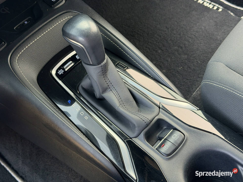 Toyota Corolla 18i 122 Hybrid czujnik zmierzchu Węgrów sprzedam