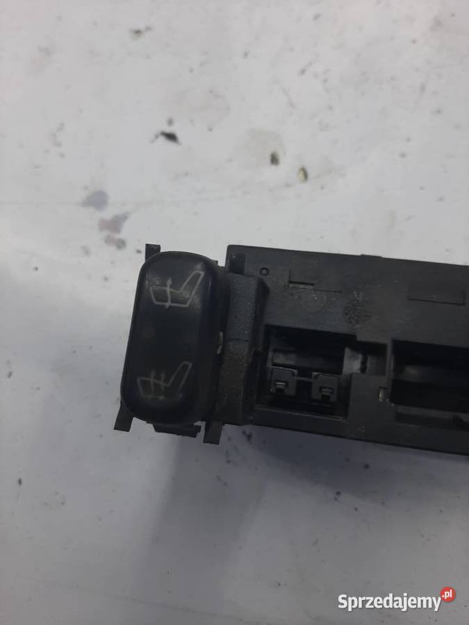 MercedesBenz E W210 przełącznik grzania foteli łódzkie Ksawerów