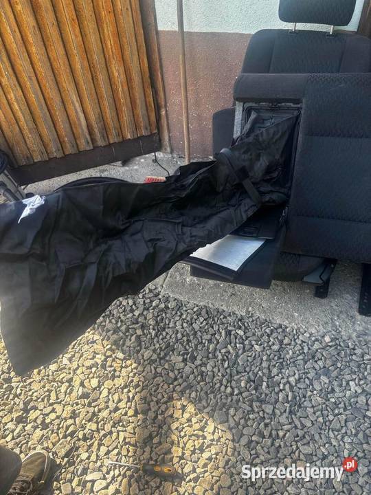Bmw e46 Fotele sedan z schowkiem na narty Pszczyna sprzedam