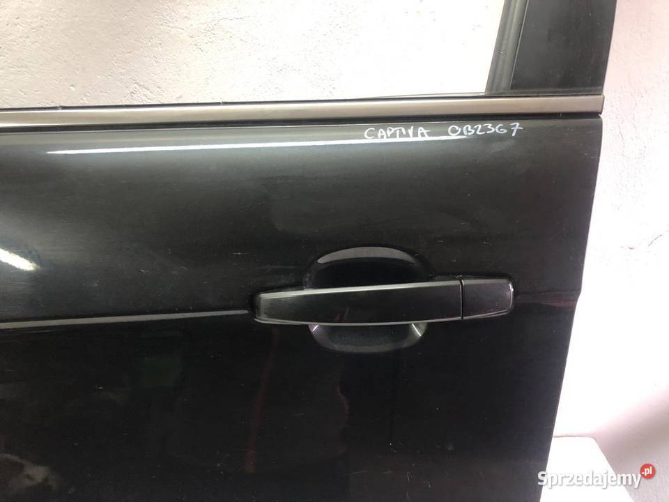 DRZWI LEWY PRZÓD CHEVROLET CAPTIVA I GAR