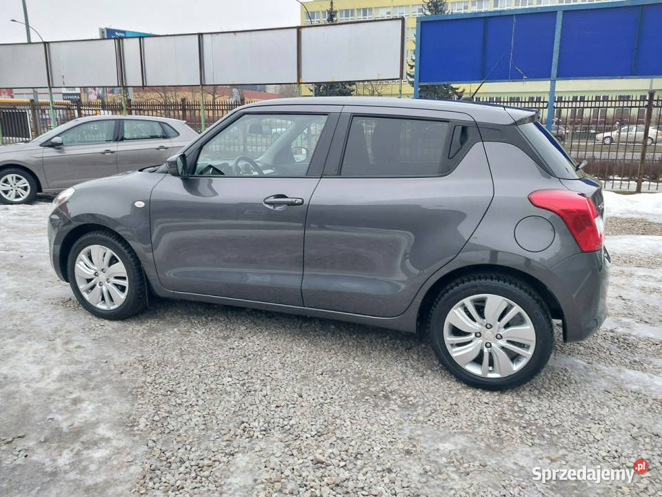 Suzuki Swift SALON POLSKA pierwszy wł 36 pełny serwisowany w ASO Warszawa