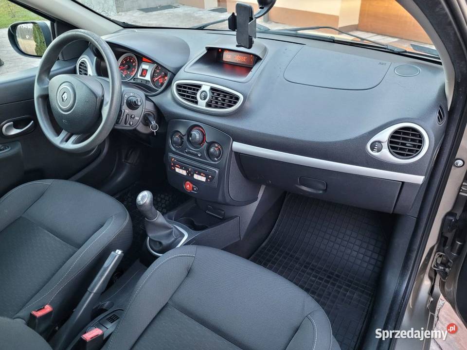 Renault Clio III polift zwykłe 12 Klima 20102011 sprzedam