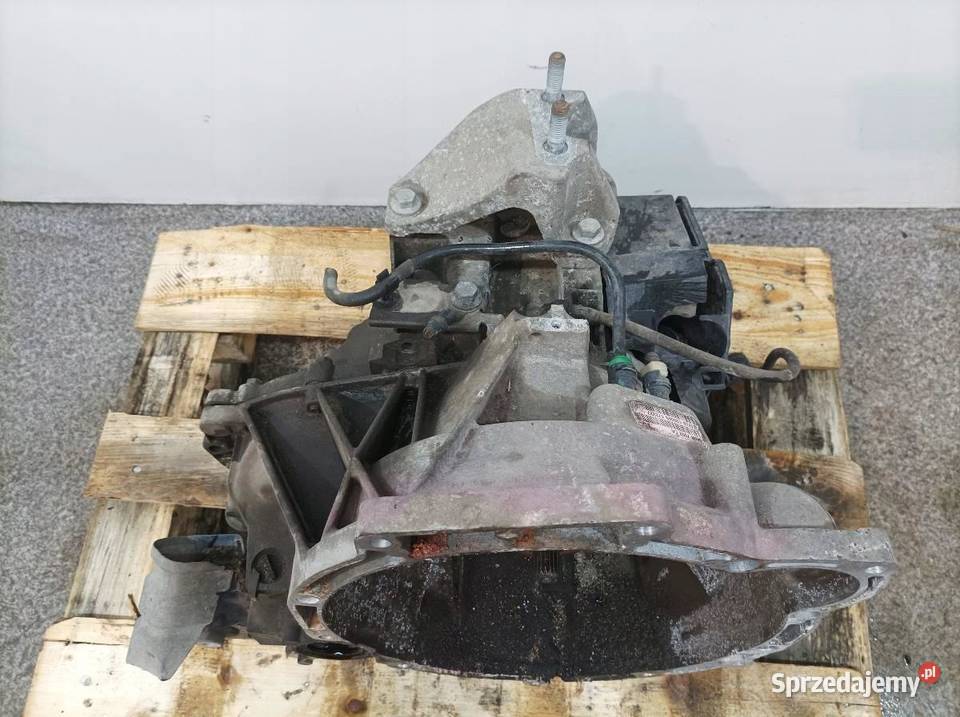 SKRZYNIA BIEGÓW 8A6R7002CA 125 16V Ford Fiesta osobowe świętokrzyskie