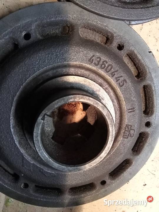 Fiat 126 kolo pasowe ST filtr odśrodkowy Stalowa Wola