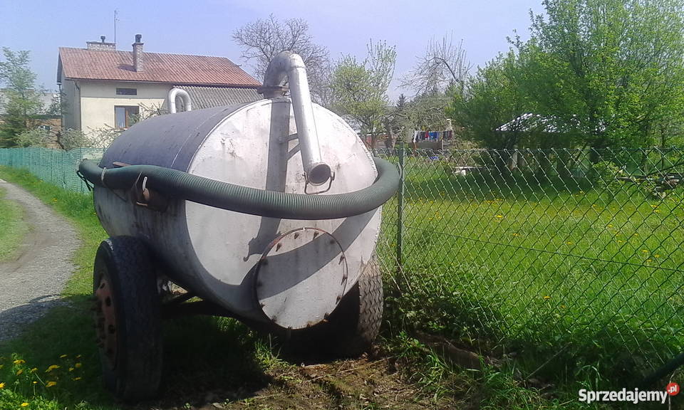 beczkowóz wóz asenizacyjny 2500L Rolnictwo Wiercany