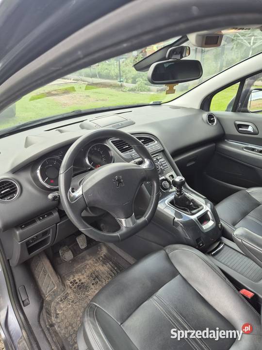 Pegout 5008 allure 7 osobowy Rok produkcji 2011