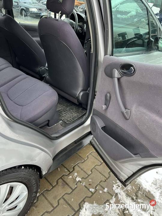 Mercedes Aklasa W168 A140 2001 14 benzyna Zgierz sprzedam