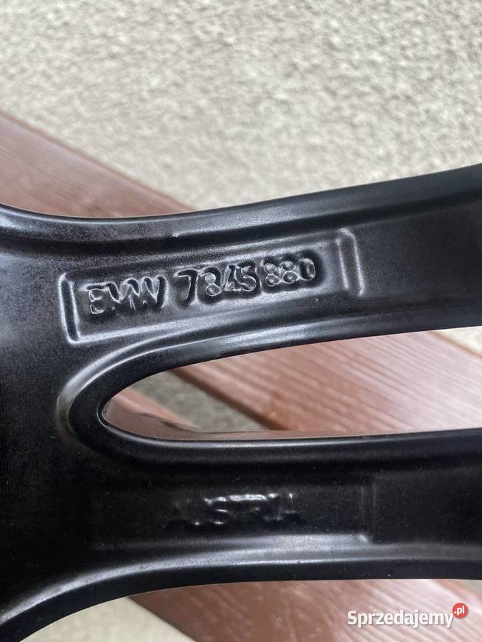 BMW F20 F21 F22 F23 8x18 ET45 felga aluminiowa aluminiowe Lubochnia