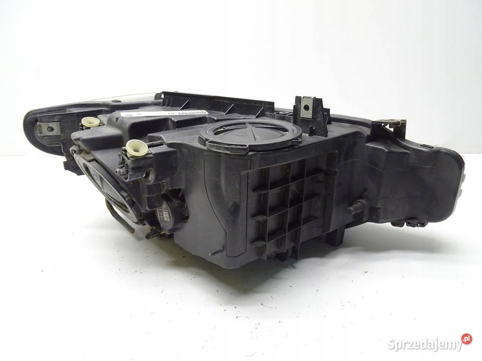 LAMPA REFLEKTOR LEWA LEWY PRZÓD PRZEDNIA BMW F30