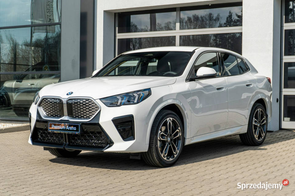 BMW iX2 iX2 eDrive20 z ratą 950 netto łódzkie Łódź