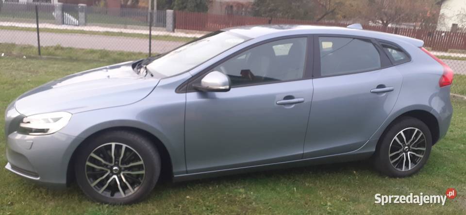 Volvo V40 Rok produkcji 2019 Tarnów