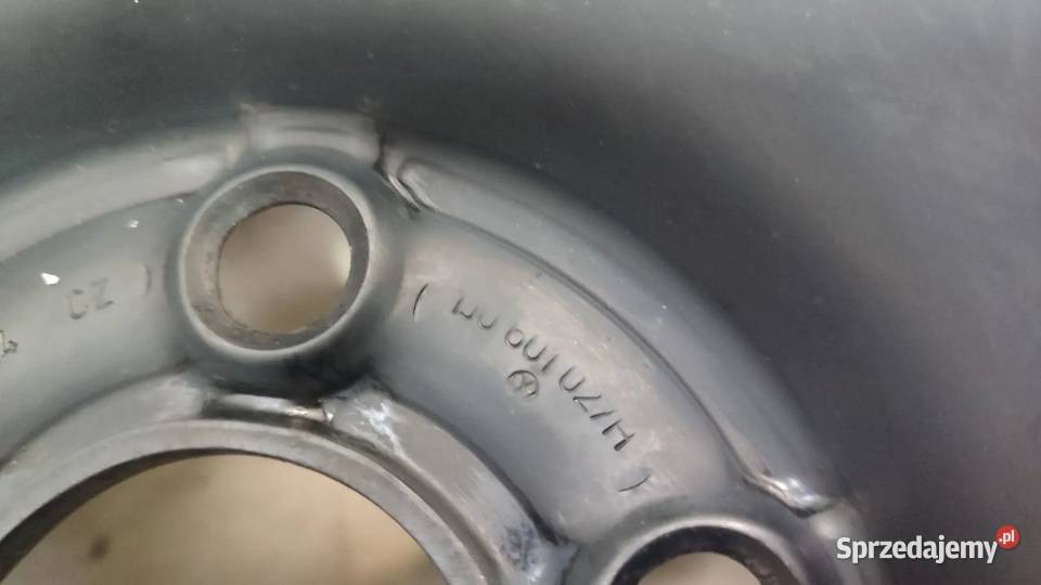57RB2 FELGA STALOWA 5X100 ET38 6JX15 VW GOLF IV sprzedam