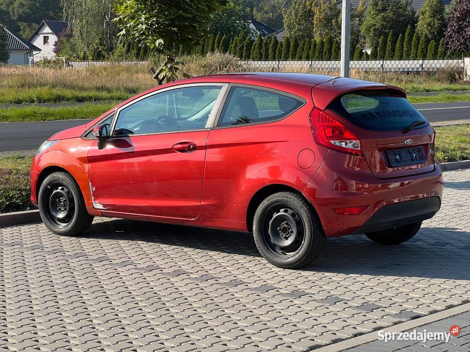 Ford Fiesta MK7 12b niski przebieg Wolsztyn