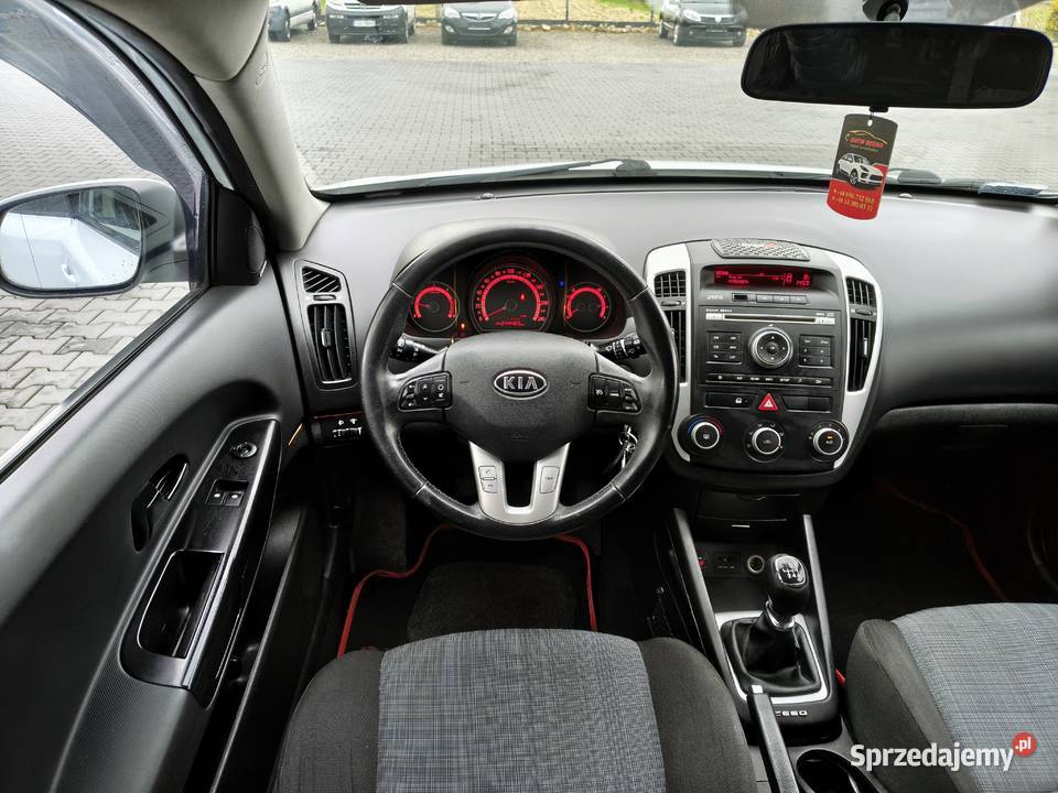 Kia Ceed Zarejestrowana Sprawna Stan centralny zamek Zarszyn