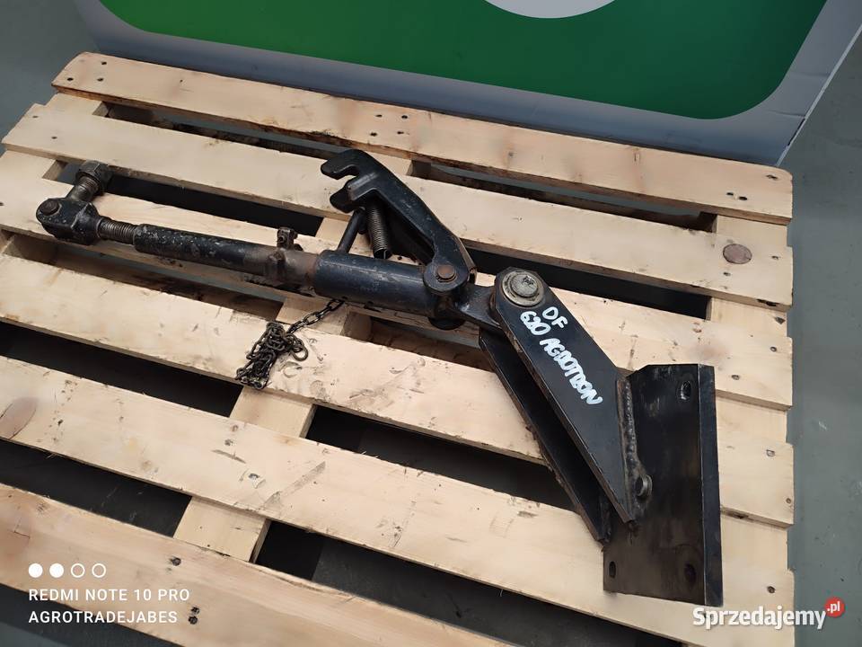 Odciąg Mocowanie ramion Deutzfahr 620 TTV Motoryzacja Wilkowo