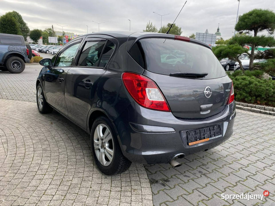 Opel Corsa multifunkcja nawigacja DRL Opel śląskie