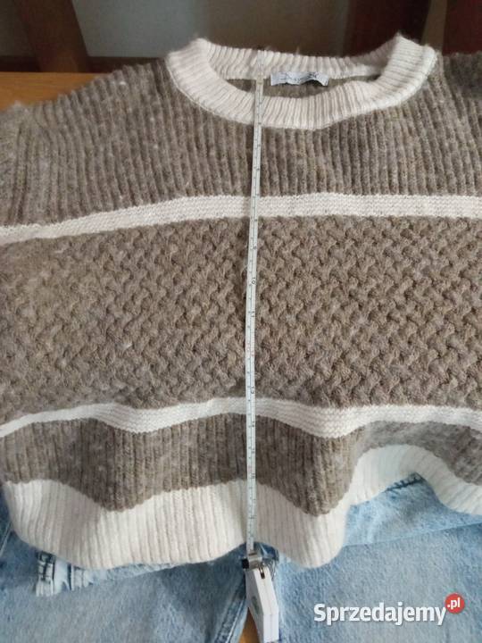 Sweter Design by Si biały sprzedam