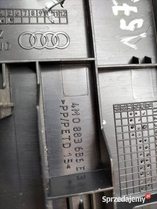 OSŁONA SZYNY FOTELA KOMPLET 4M Audi Q7 II