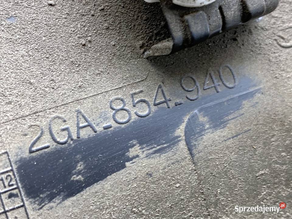 LISTWA DRZWI PRAWY PRZÓD VW TROC Crossover