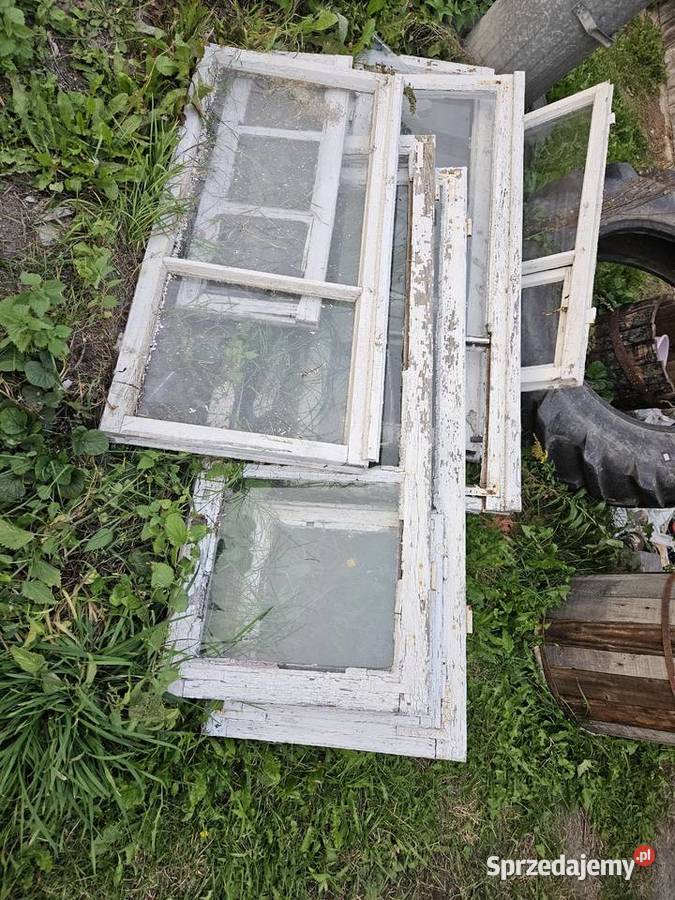 Drewniane okna z rozbiórki Halinów