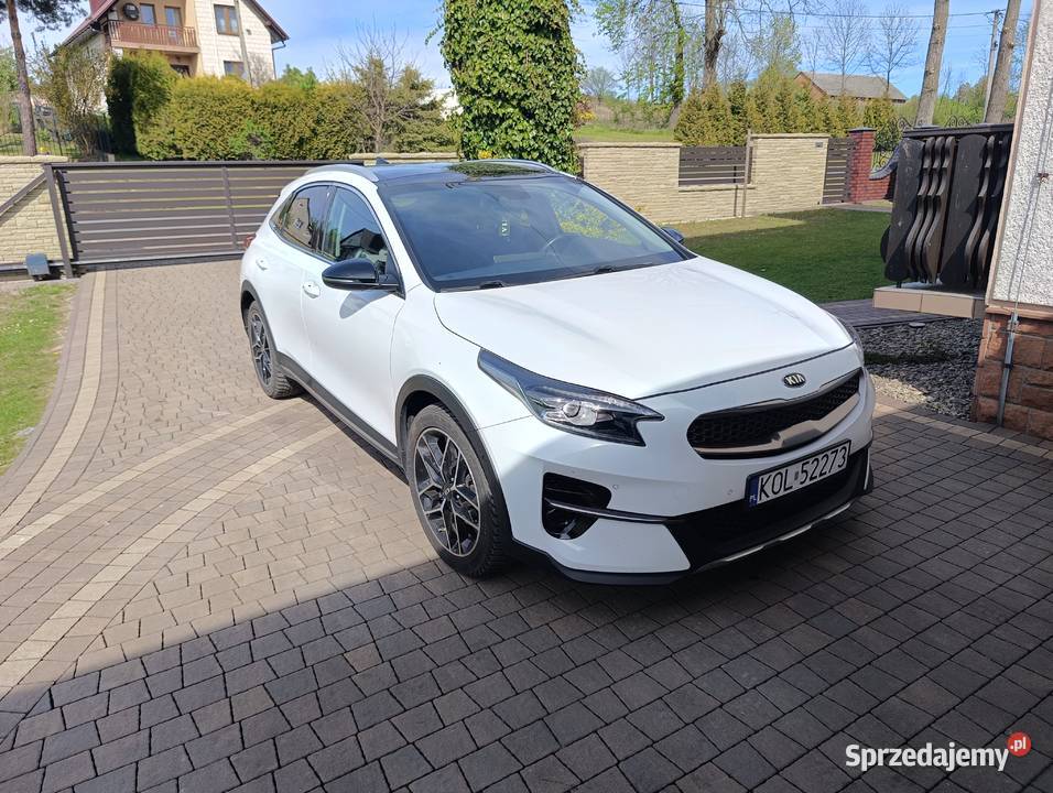 Kia xcced salon poska Trzyciąż