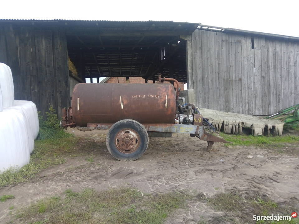 Beczkowóz Pojemności 2500L Brzydowo