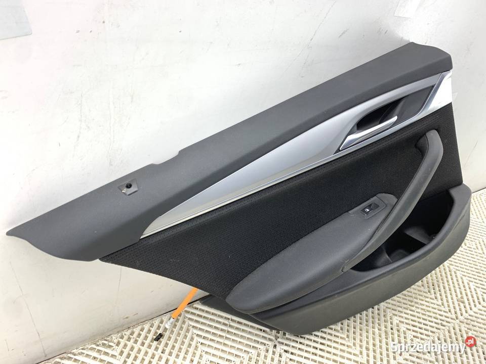 BOCZEK DRZWI LEWY TYŁ BMW G30 SedanLimuzyna