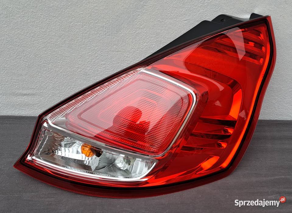 C1BB13404AE lampa tylna prawa Ford Fiesta MK7 FL sprzedam