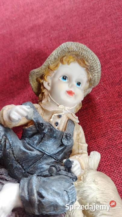 Figurka chłopca z psem Biskwitowa Piękna scenka Gdańsk