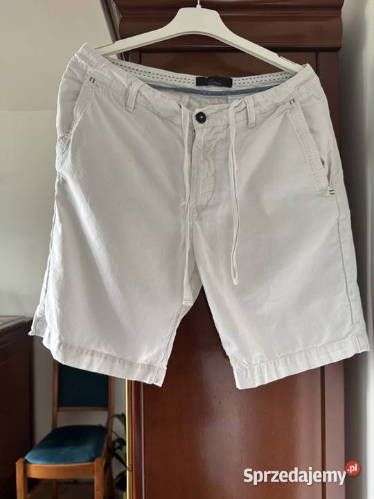 Spodenki męskie Zara 3232 eur 42sM białe len z Częstochowa