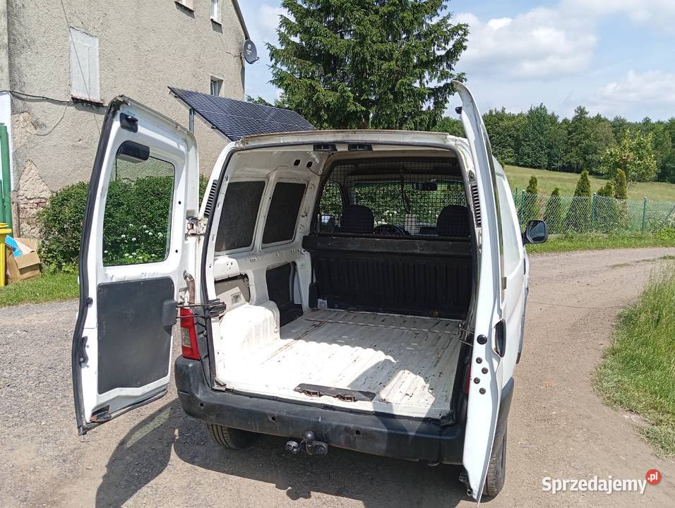 Peugeot Partner 16hdi hak 2006r 75KM Wałbrzych