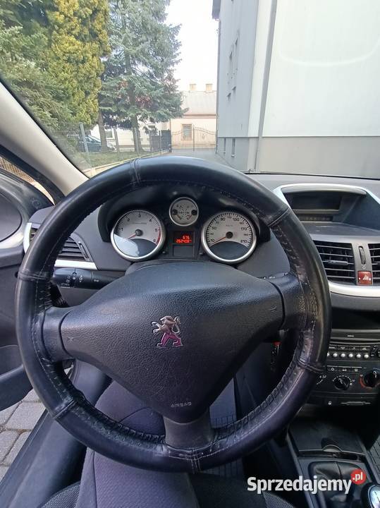 Sprzedam Peugeot 207 kupiony w Polsce