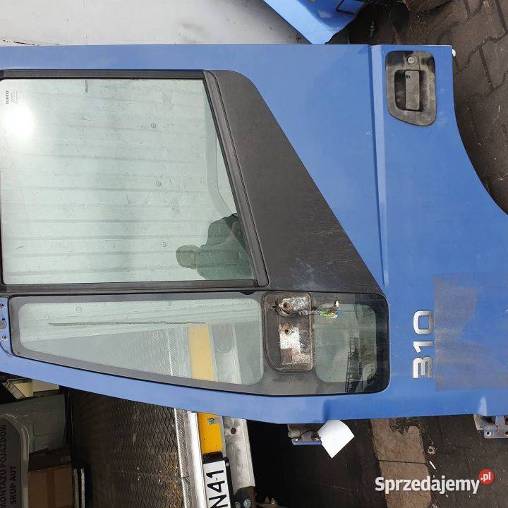 DRZWI PRAWE PRZÓD IVECO TRAKKER 310 4X4 Lipno