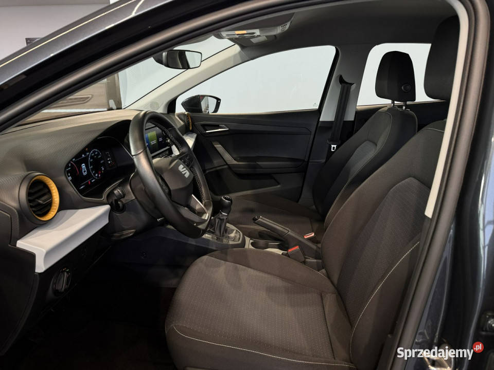 Seat Ibiza VAT 23 Style 10TSI 95 M5 2023 r salon wielofunkcyjna kierownica małopolskie