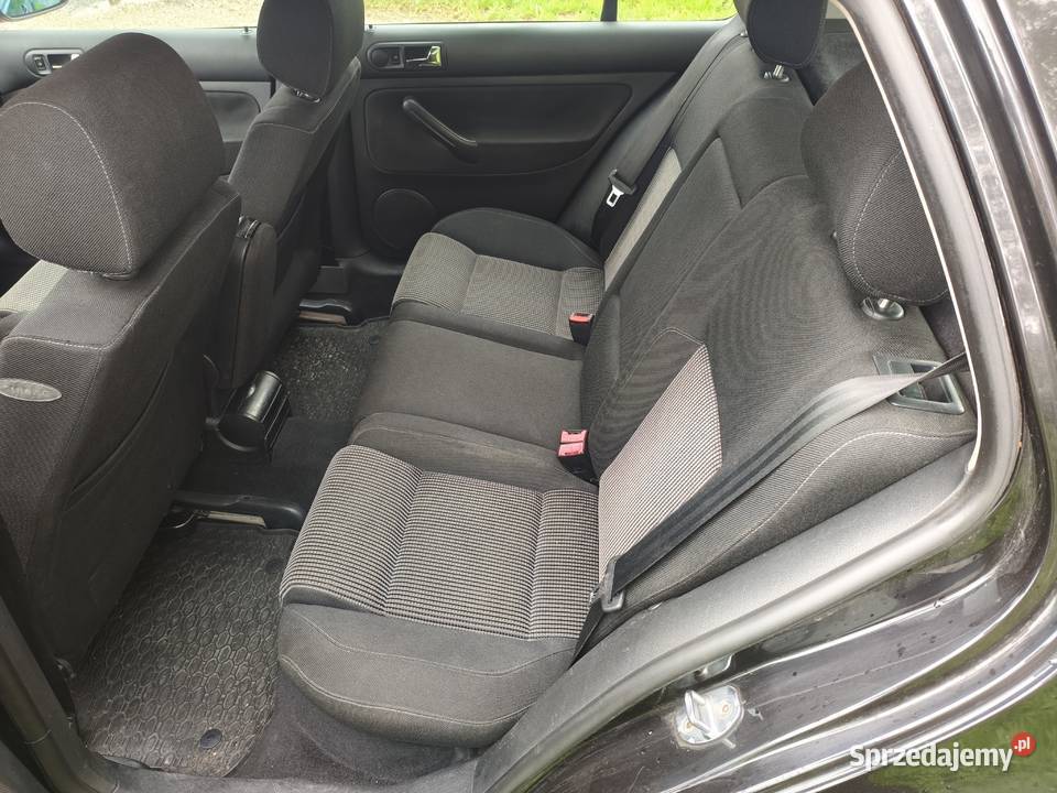 Volkswagen GOLF IV 4 2002 r 16 16V LPG