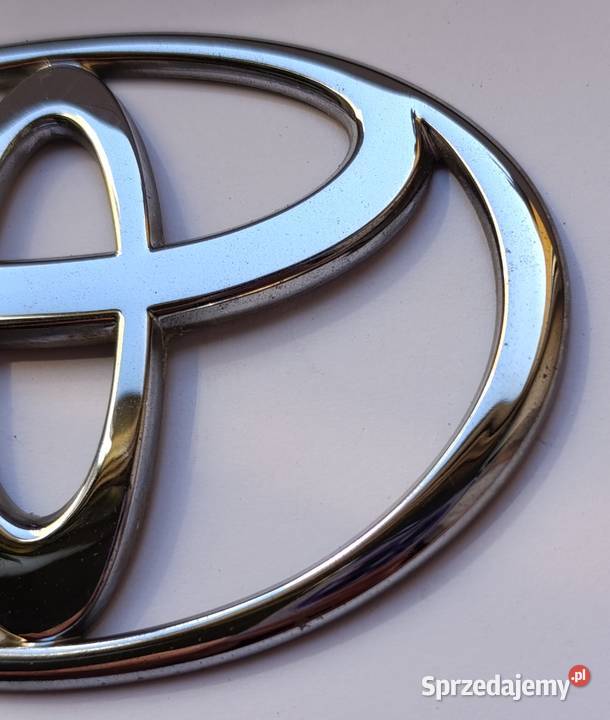 Emblemat Toyota Yaris I 9906r Lipno