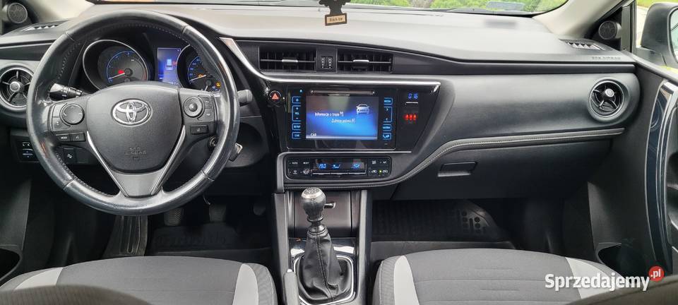 OKAZJA TOYOTA AURIS 2017r 16D4D 112 PREMIUM 355km Samochody osobowe sprzedam