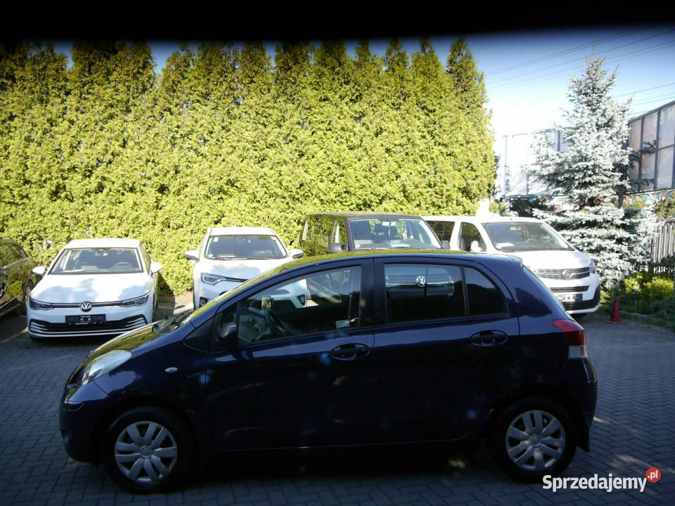 Toyota Yaris Salon Polska Stan b klima bez rdzy śląskie