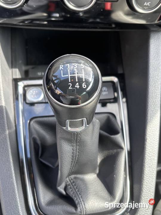 Volkswagen Jetta 14 Pierwszy właściciel łódzkie Zduńska Wola sprzedam