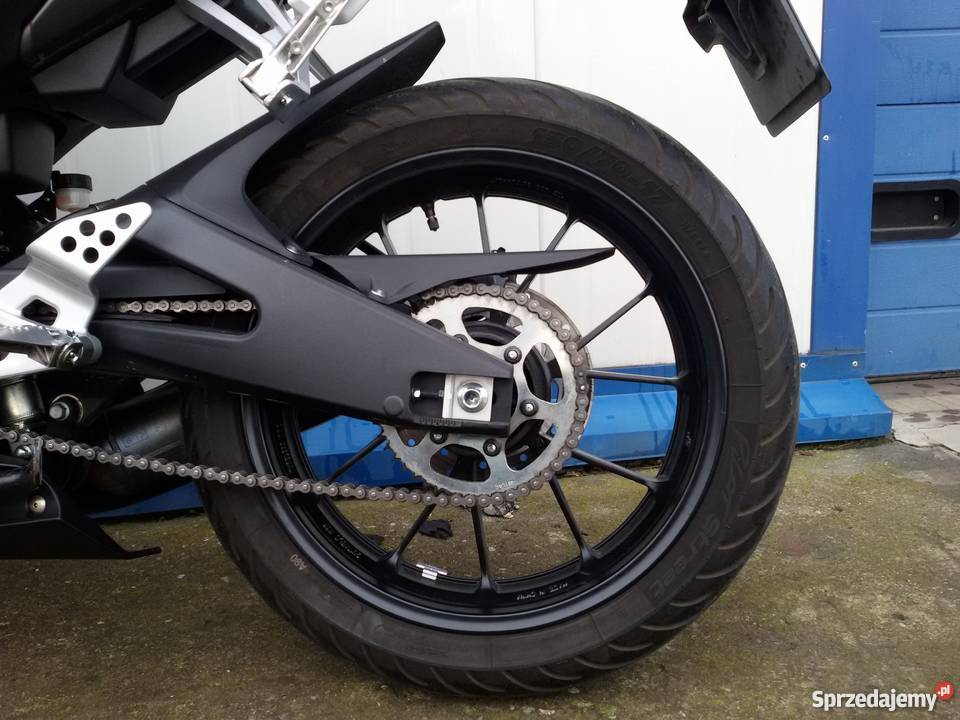 Yamaha YZF R125 niski przebieg 2800 kupiony w polskim salonie mazowieckie Warszawa