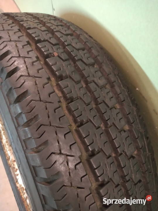 Opona Michelin Agilis 81 22575R16 75