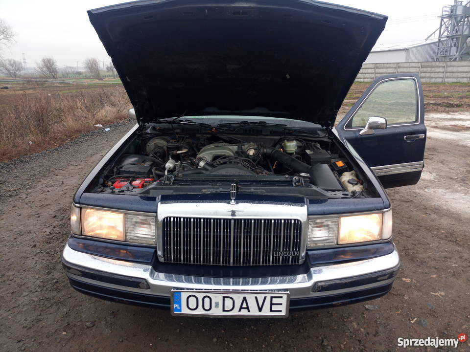 Lincoln towncar 1990r full exlusive Town Car Samochody osobowe Osiny