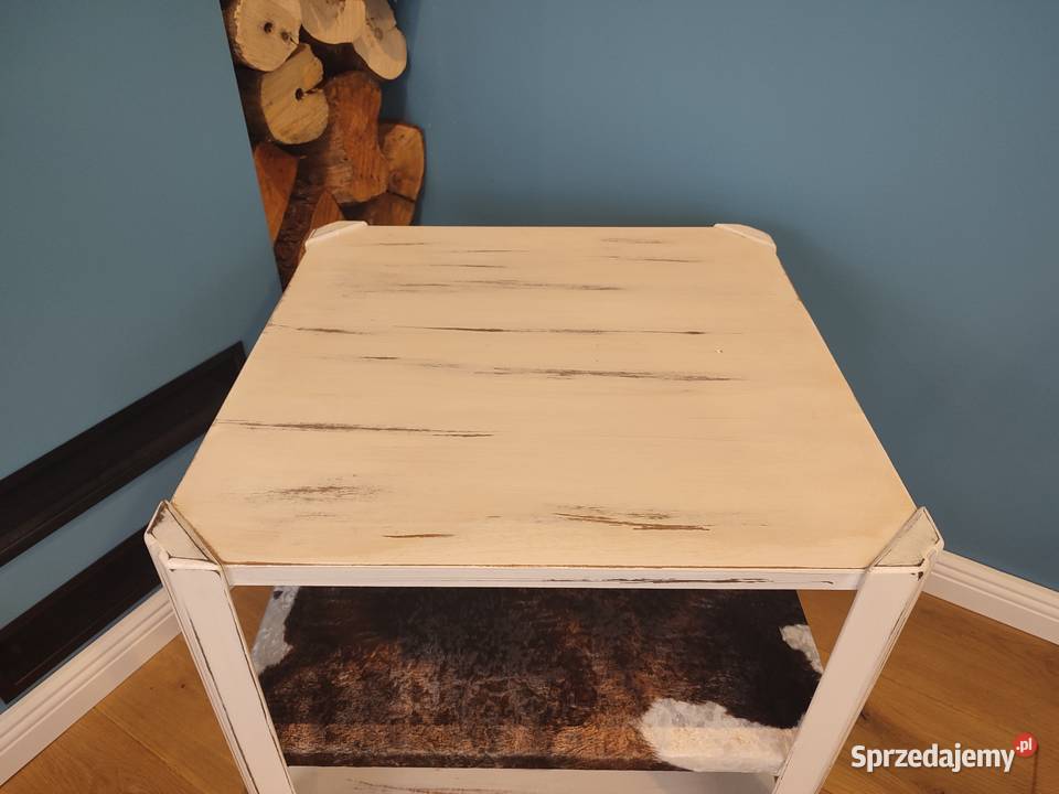 Piękny unikatowy stolik pomocnik biały z łódzkie Łódź
