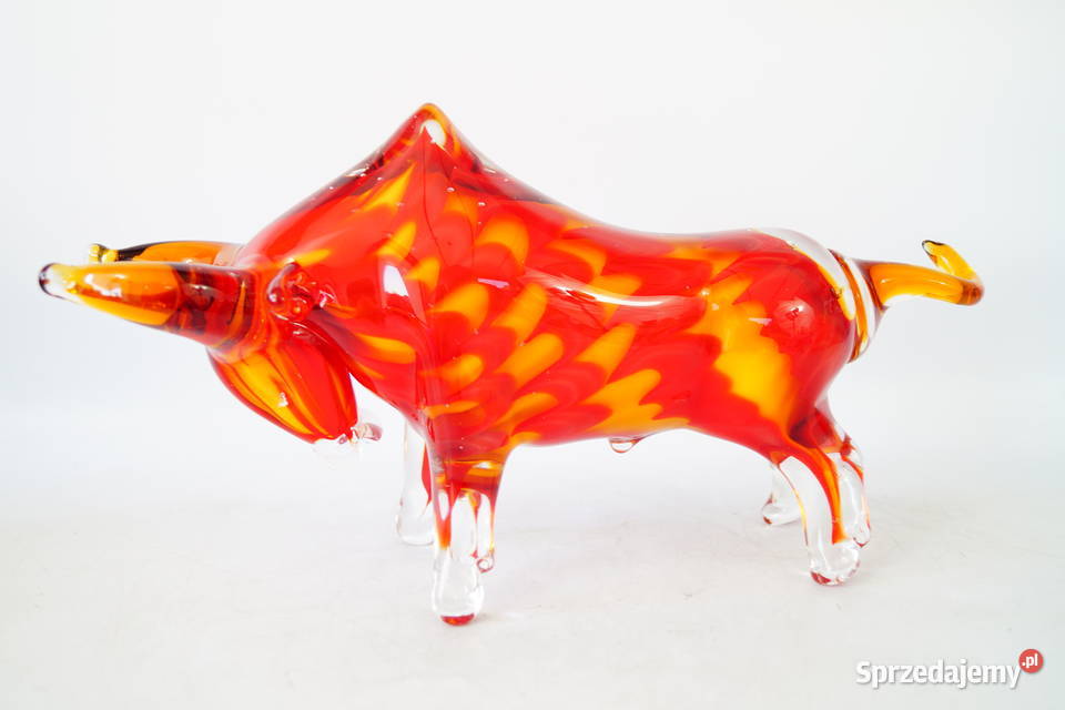 Byk z Wall Street szklana figura Murano style Gizałki