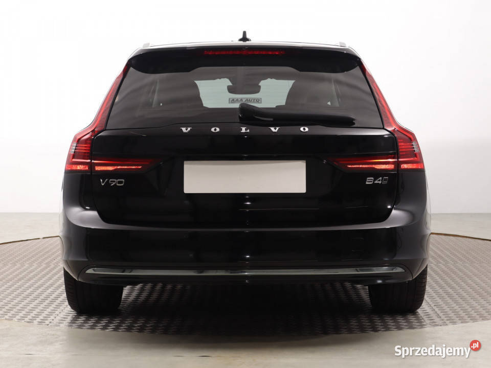 Volvo V90 B4 AWD sprzedam