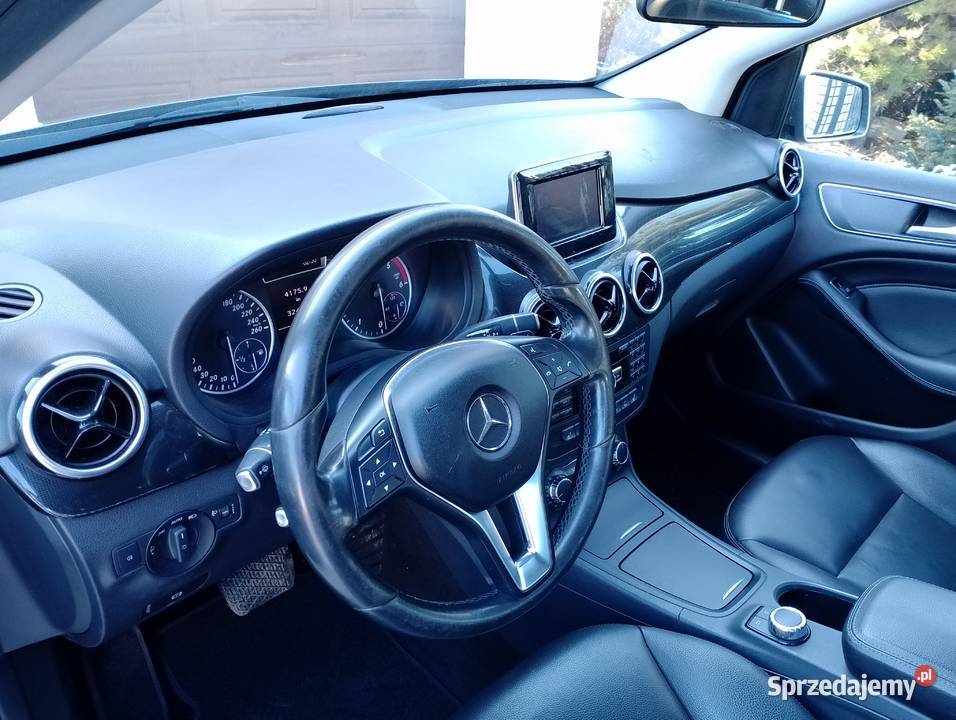 Mercedes B klasa W246 Samochody osobowe wielkopolskie Leszno