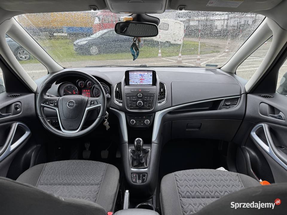 Opel Zafira 16 DIESEL Zarejestrowana 1600cm3 Konin sprzedam