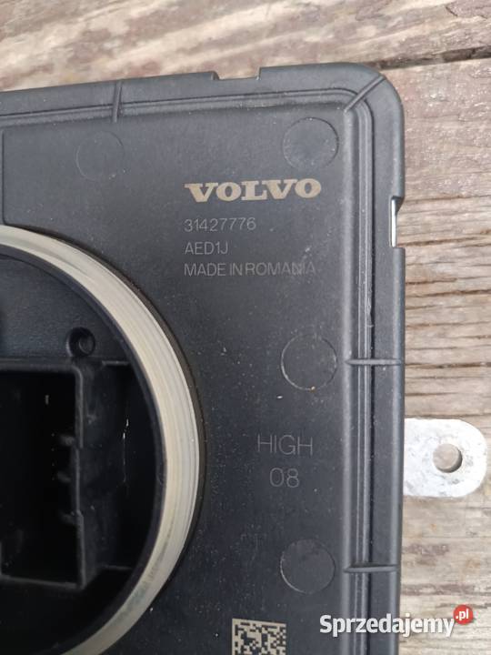 Reflektor prawy Volvo XC60 ll osobowe Lampy przednie mazowieckie Duczki